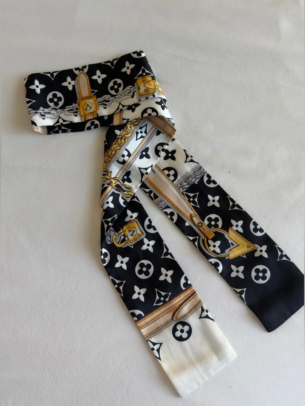 Scarf Black & White Monogram Silk Bandeau